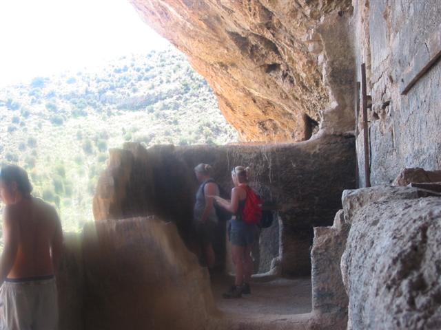 106-0635_IMG.JPG