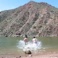 106-0648_IMG.JPG